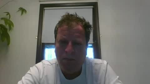 scottpbi52 online show from 12-30-24, 05:13