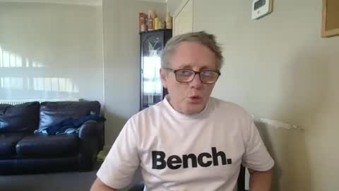 James online show from 05-10-26, 12:32