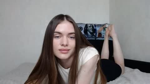 Snapshot of scratc_h chatting on 06-19-26, 02:10 scratc_h online show from 06-19-26, 02:10