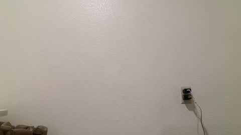 Snapshot of scroey chatting on 12-17-24, 10:55 scroey online show from 12-17-24, 10:55