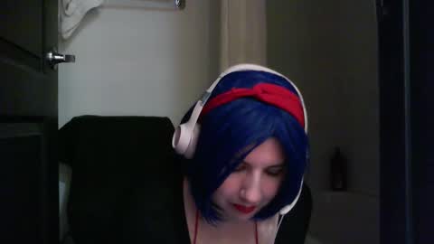 Danni online show from 12-18-25, 03:45