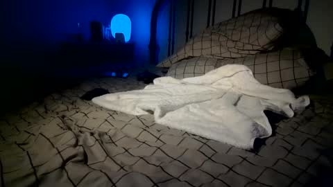 ObvHype online show from 04-24-26, 05:21