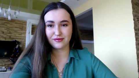 Snapshot of sea_cocktail chatting on 01-09-25, 09:59 Elizabeth  online show from 01-09-25, 09:59