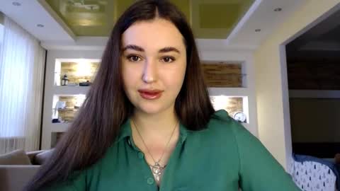 Snapshot of sea_cocktail chatting on 01-24-25, 08:23 Elizabeth  online show from 01-24-25, 08:23