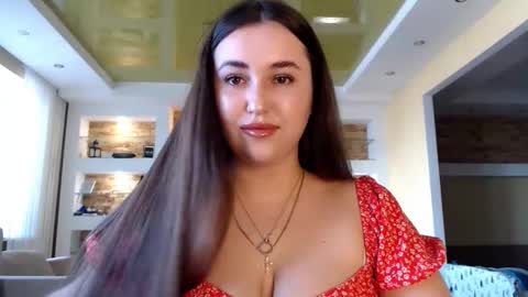 Snapshot of sea_cocktail chatting on 02-24-25, 12:26 Elizabeth  online show from 02-24-25, 12:26