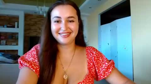Elizabeth  online show from 07-15-26, 12:54