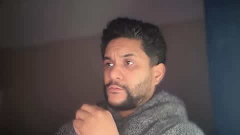 Snapshot of seadog00 chatting on 12-17-25, 10:54 seadog00 online show from 12-17-25, 10:54