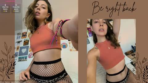 Snapshot of seahotseason chatting on 10-16-25, 01:50 Aria Independent model online show from 10-16-25, 01:50