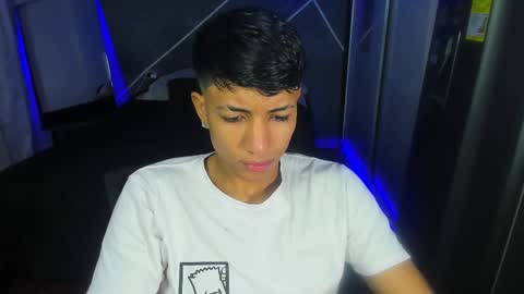 Snapshot of sean_scoth2 chatting on 02-27-25, 01:38 Sean Scoth online show from 02-27-25, 01:38