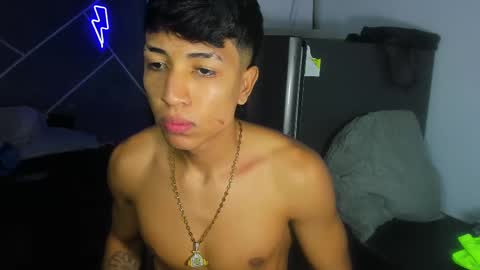 Snapshot of sean_scoth2 chatting on 02-28-25, 08:20 Sean Scoth online show from 02-28-25, 08:20