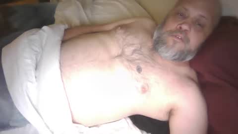 Snapshot of seasoned_silver_daddy chatting on 03-15-26, 05:57 seasoned_silver_daddy online show from 03-15-26, 05:57