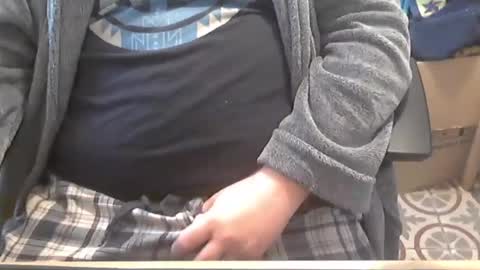 Snapshot of seathrough chatting on 02-24-25, 07:55 Falco J online show from 02-24-25, 07:55