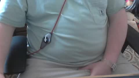 Snapshot of seathrough chatting on 04-06-26, 01:56 Falco J online show from 04-06-26, 01:56
