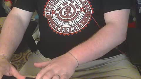 Snapshot of seathrough chatting on 04-16-26, 08:42 Falco J online show from 04-16-26, 08:42