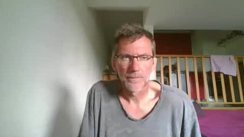 seb846894 online show from 05-12-26, 06:32