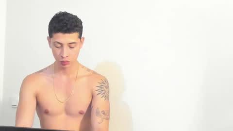 SEBASTIAN online show from 09-18-25, 01:13