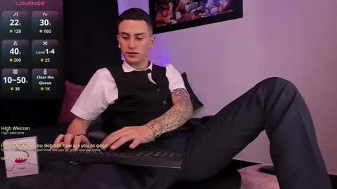 Sebastian online show from 09-20-25, 03:18