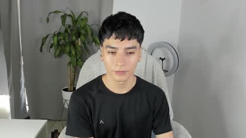 sebastian online show from 10-21-25, 05:24