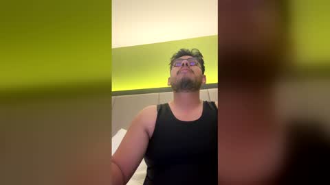 Snapshot of sebasbilbao7 chatting on 03-17-26, 06:06 sebasbilbao7 online show from 03-17-26, 06:06