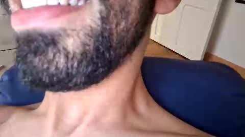 Sebas online show from 10-28-25, 02:53