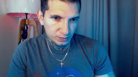 Snapshot of sebastian_muss chatting on 11-09-25, 01:09 Sebastian online show from 11-09-25, 01:09