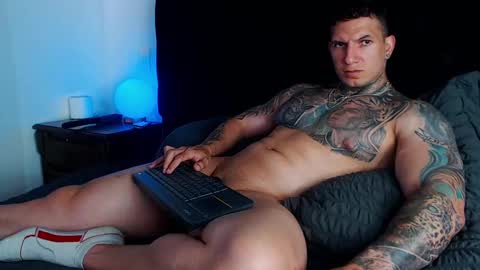 Snapshot of sebastian_muss chatting on 04-24-26, 06:10 Sebastian online show from 04-24-26, 06:10