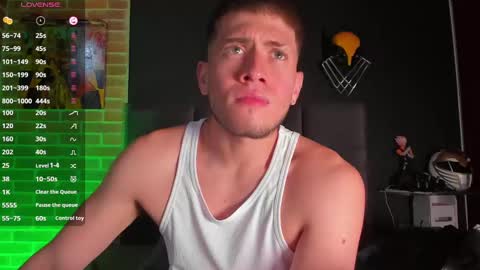 Snapshot of sebastianmaximoff chatting on 02-02-25, 04:43 Sebastian online show from 02-02-25, 04:43