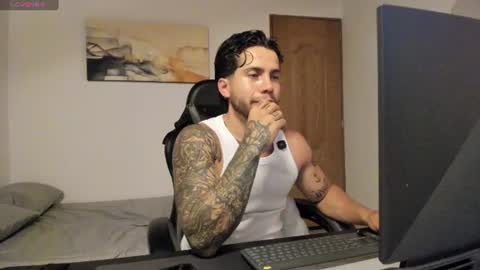 Snapshot of sebastianortizm chatting on 07-26-26, 02:42 Lucian Sinclair online show from 07-26-26, 02:42
