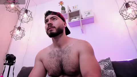 Instagram jeanpaulfit  online show from 12-18-24, 04:06