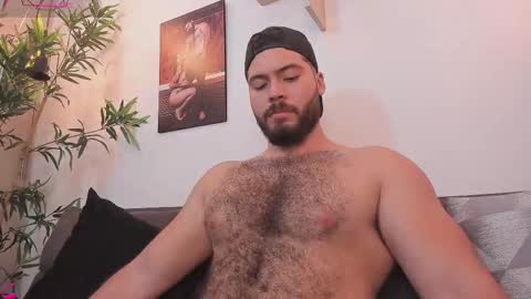 Snapshot of sebastianvilla__ chatting on 12-04-25, 11:24 Instagram jeanpaulfit online show from 12-04-25, 11:24