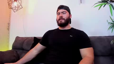 Snapshot of sebastianvilla__ chatting on 07-11-26, 10:44 Instagram jeanpaulfit online show from 07-11-26, 10:44