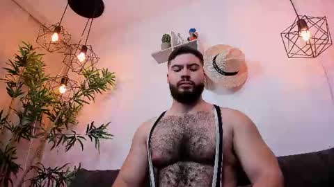 Snapshot of sebastianvilla__ chatting on 07-17-26, 10:25 Instagram jeanpaulfit online show from 07-17-26, 10:25