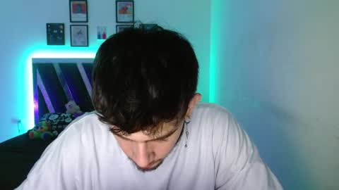 Sebas online show from 10-15-25, 04:51