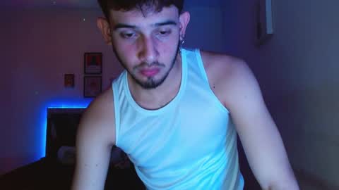 Snapshot of sebasxxl12 chatting on 03-18-26, 03:09 Sebas online show from 03-18-26, 03:09