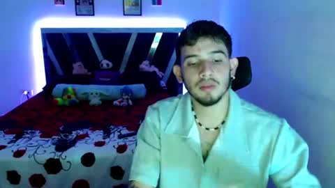 Snapshot of sebasxxl12 chatting on 06-19-26, 03:22 Sebas online show from 06-19-26, 03:22