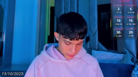 Snapshot of sebax_00 chatting on 10-15-25, 03:50 Sebastian online show from 10-15-25, 03:50