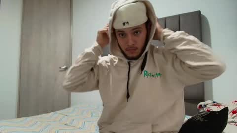 ryan miller online show from 02-16-25, 04:42