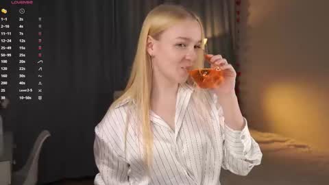 Rina online show from 09-16-25, 07:26