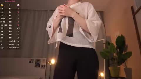 Brenda online show from 11-19-25, 04:29