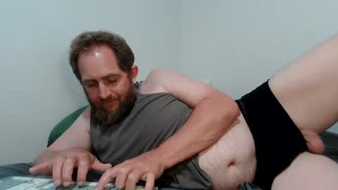 Snapshot of secondselectman chatting on 06-25-26, 01:05 Sec. secondselectman Big Jim online show from 06-25-26, 01:05