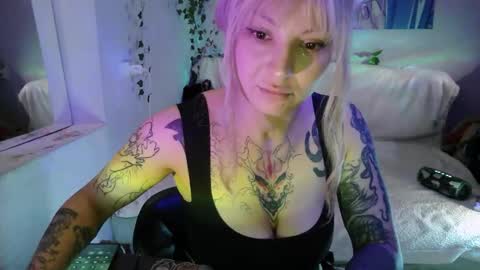 secret_bloom online show from 01-07-26, 08:00