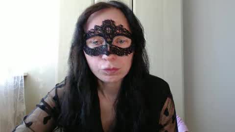 Elly online show from 04-23-26, 08:57