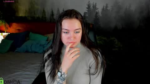 Snapshot of secret_goddes chatting on 09-28-25, 05:02 Catrin Mo Tu We Th Fr 5 GMT 3am-9am online show from 09-28-25, 05:02
