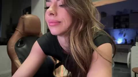 Snapshot of secret_lovers1 chatting on 01-16-26, 11:31 Secret Lovers online show from 01-16-26, 11:31