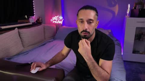Secret Lovers online show from 06-02-26, 06:21