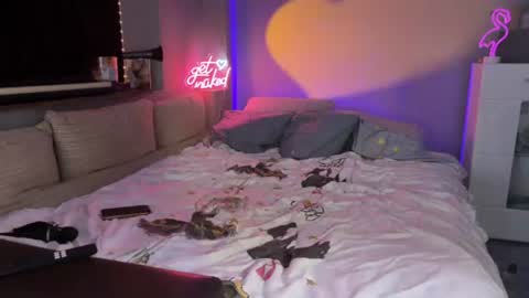 Secret Lovers online show from 06-11-26, 07:01
