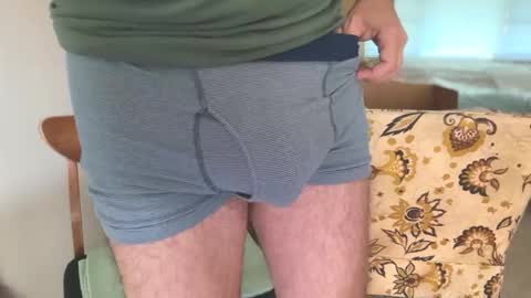 secret_neighbor_ online show from 04-11-26, 12:31