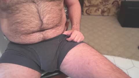 secret_neighbor_ online show from 04-21-26, 01:18