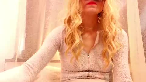 Snapshot of secretanni chatting on 02-09-25, 11:58 Anni online show from 02-09-25, 11:58