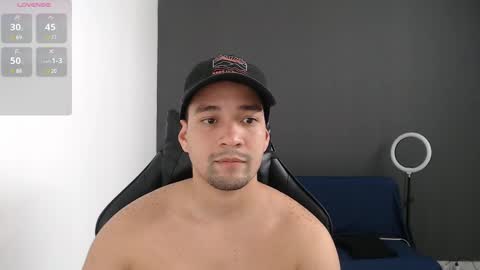 Snapshot of secretboy5000 chatting on 02-19-25, 02:01 Jex online show from 02-19-25, 02:01